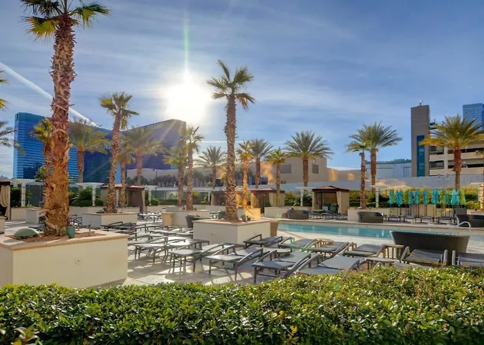 Mgm Signature-16-702 1Br 2Ba Balcony Suite